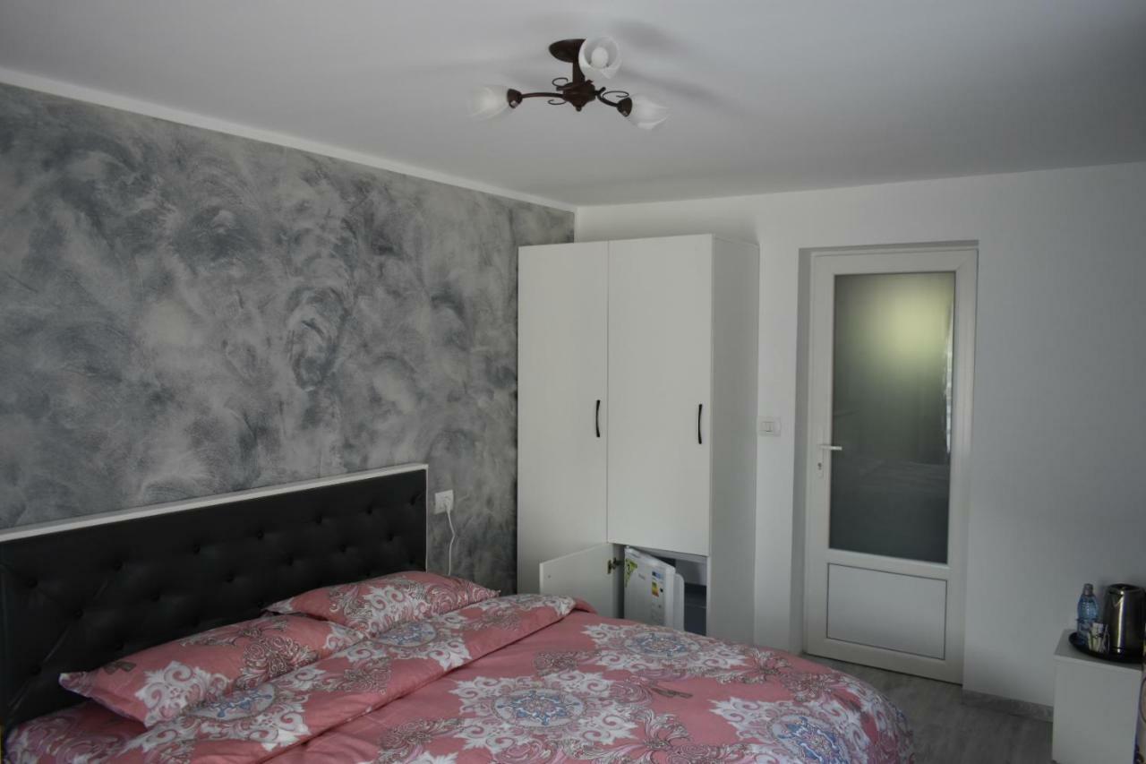 Cazare Moldi Btt Campulung Moldovenesc Bagian luar foto